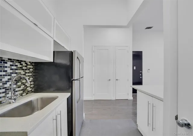 Photo 3 of Multi family home for sale at 1106 Halsey St, Brooklyn, NY 11207 | MLS# 1027261 | Listing updated on 2026-08-31