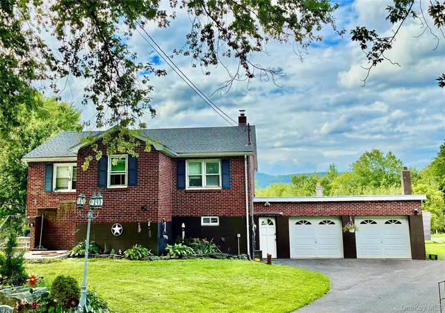 Photo 1 of Single family home for sale at 228 Bruynswick Rd, Gardiner, NY 12561 | MLS# 1027275 | Listing updated on 2026-10-06