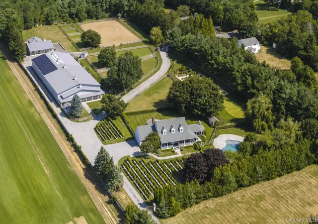 1st image of 1810 Main Rd, Riverhead, NY 11947 | MLS# 1027302