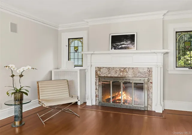 Photo 3 of Single family home for sale at 2 Dellwood Rd, Yonkers, NY 10708 | MLS# 1027312 | Listing updated on 2026-10-04