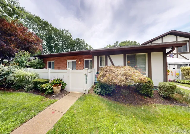 Photo 1 of Sale Pending at 604 Blue Ridge Dr, Medford, NY 11763 | MLS# 1027326 | Listing updated on 2026-08-19
