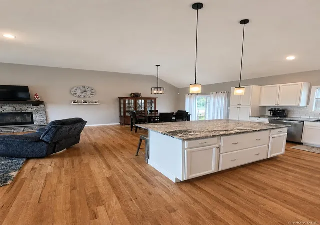 Photo 3 of Sale Pending at 82 River Glen Rd, Wallkill, NY 12589 | MLS# 1027355 | Listing updated on 2026-08-16