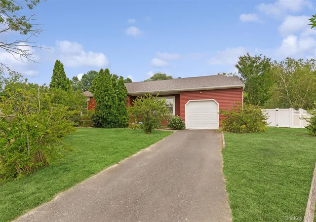 Photo 3 of Sale Pending at 98 Constable Dr, Riverhead, NY 11901 | MLS# 1027374 | Listing updated on 2026-08-14
