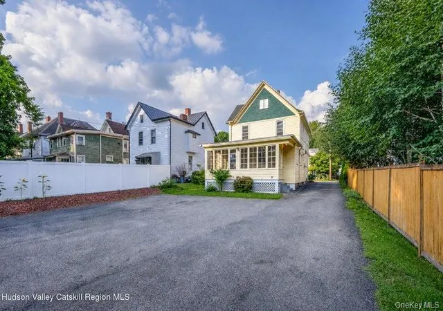 3rd image of 288 Washington Ave, Kingston, NY 12401 | MLS# 1027387