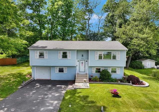 2nd image of 414 Philo St, New Windsor, NY 12553 | MLS# 1027390