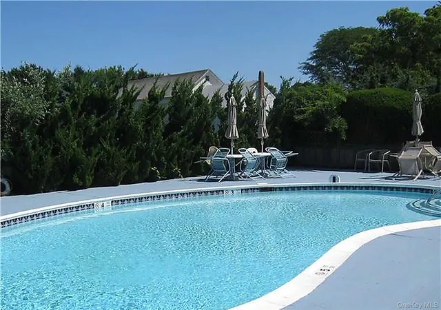 2nd image of 2555 Youngs Ave, Southold, NY 11971