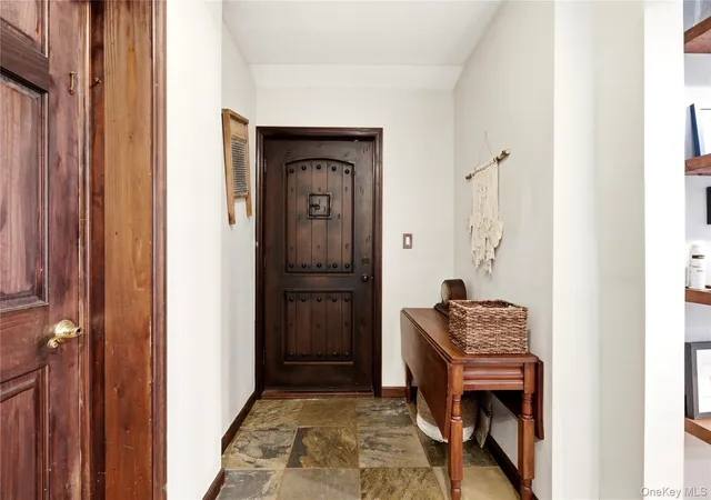 Photo 3 of Single family home for sale at 178 New Hampshire Ave, Oyster Bay, NY 11758 | MLS# 1027411 | Listing updated on 2026-10-03