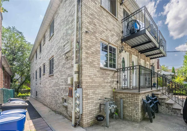 Photo 2 of Multi family home for sale at 3115 Fenton Ave, New York, NY 10469 | MLS# 1027463 | Listing updated on 2026-08-15