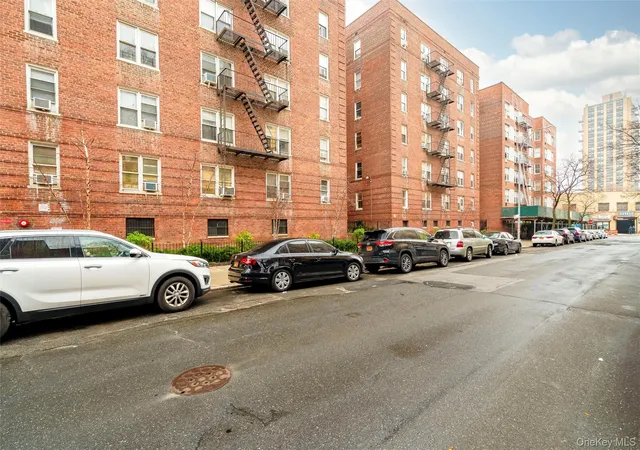 1st image of 2080 Barnes Ave #4A, Bronx, NY 10462 | MLS# 1027471