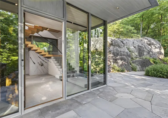 Photo 3 of Single family home for sale at 51 Old Stone Hl Rd, Pound Ridge, NY 10576 | MLS# 1027475 | Listing updated on 2026-09-04