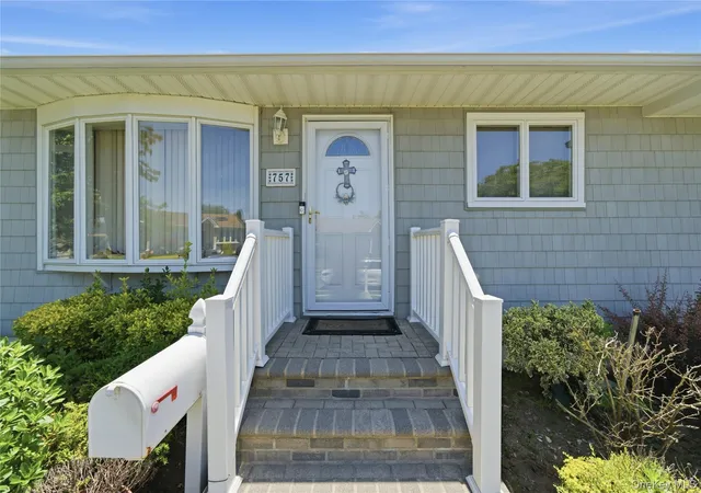 Photo 2 of Sale Pending at 757 Anderson Ave, Hempstead, NY 11010 | MLS# 1027488 | Listing updated on 2026-08-28