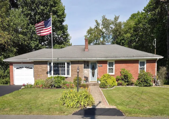 1st image of 3 Park Hill Dr, New Windsor, NY 12553 | MLS# 1027494
