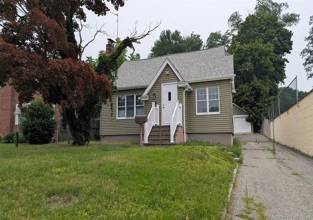 Photo 1 of Sale Pending at 153 W Main St, Kings Park, NY 11754 | MLS# 1027499 | Listing updated on 2026-08-28