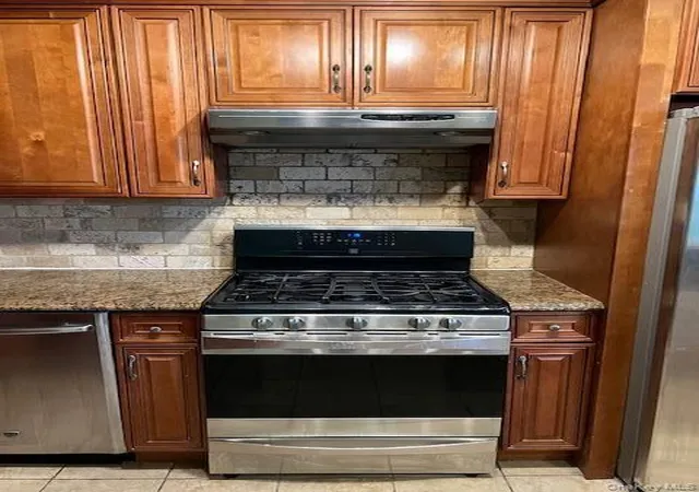 Photo 4 of House for sale at 160-06 Cross Is Pkwy #6-173, New York, NY 11357 | MLS# 1027516 | Listing updated on 2026-09-06