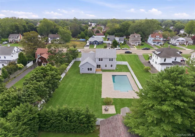 Photo 3 of Sale Pending at 152 Jayne Ave, Patchogue, NY 11772 | MLS# 1027521 | Listing updated on 2026-08-07