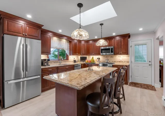 Photo 4 of Sale Pending at 1812 Gormley Ave, Hempstead, NY 11566 | MLS# 1027522 | Listing updated on 2026-08-26