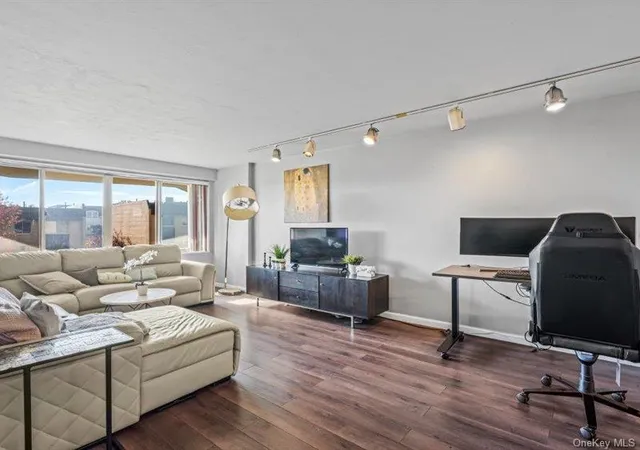 Photo 4 of Sale Pending at 18-15 215th Street #1-P, New York, NY 11360 | MLS# 1027529 | Listing updated on 2026-08-25