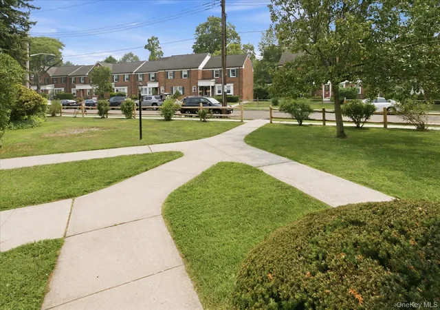 Photo 3 of Sale Pending at 117 Robins Rd #117, New Rochelle, NY 10801 | MLS# 1027552 | Listing updated on 2026-10-10