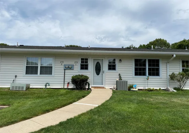 2nd image of 274 Berwick Ct #C, Brookhaven, NY 11961 | MLS# 1027557