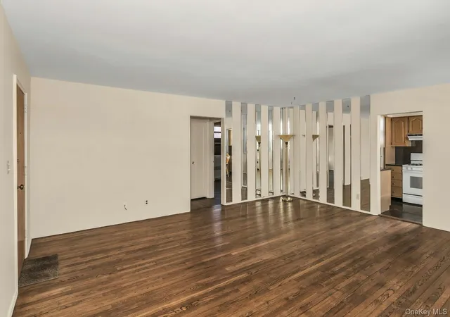 Photo 3 of Condo for sale at 21 47 Utopia Pkwy #2, New York, NY 11357 | MLS# 1027573 | Listing updated on 2026-09-05