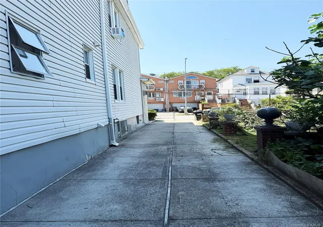 Photo 4 of Sale Pending at 67-27 52nd Avenue, Maspeth, NY 11378 | MLS# 1027580 | Listing updated on 2026-08-15