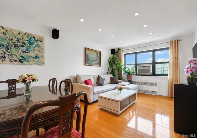 Photo 3 of Condo for sale at 138 25 31 Drive #6L, Flushing, NY 11354 | MLS# 1027607 | Listing updated on 2026-07-24