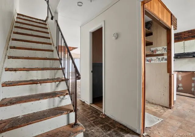 Photo 3 of Single family home for sale at 115 Rolling Way, Peekskill, NY 10566 | MLS# 1027623 | Listing updated on 2026-08-27