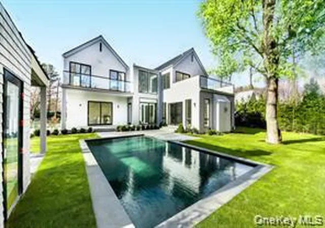 Photo 1 of Single family home for sale at 66 Hillside Dr E, Sag Harbor, NY 11963 | MLS# 1027629 | Listing updated on 2026-07-19