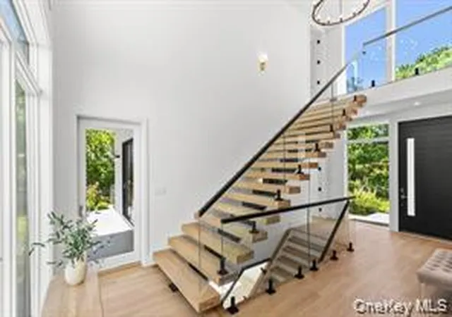 Photo 2 of Single family home for sale at 66 Hillside Dr E, Sag Harbor, NY 11963 | MLS# 1027629 | Listing updated on 2026-07-19