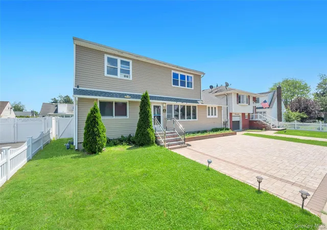 Photo 2 of Single family home for sale at 165 Wilfred Blvd, Hicksville, NY 11801 | MLS# 1027631 | Listing updated on 2026-10-08