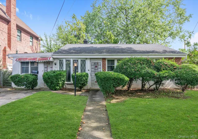 Photo 1 of Sale Pending at 187 Westminster Rd, Hempstead, NY 11563 | MLS# 1027651 | Listing updated on 2026-09-03