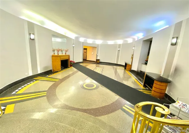 Photo 3 of Condo for sale at 190 E Mosholu Pkwy S #1J, New York, NY 10458 | MLS# 1027673 | Listing updated on 2026-08-02