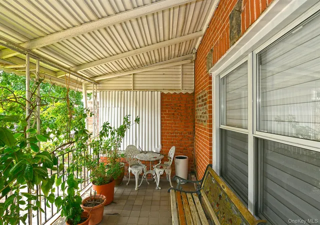 28th image of 3250 32nd St, New York, NY 11106 | MLS# 1027689