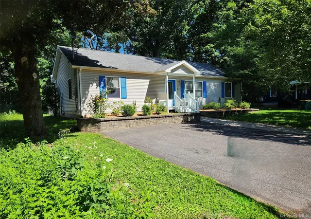 Photo 1 of Single family home for sale at 5 John St, Rosendale, NY 12472 | MLS# 1027690 | Listing updated on 2026-09-29