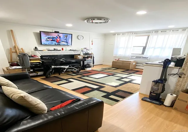 Photo 4 of Sale Pending at 67-97 136th Street #A, Flushing, NY 11367 | MLS# 1027702 | Listing updated on 2026-08-11