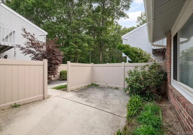 Photo 3 of Sale Pending at 221 Springmeadow Dr #J, Holbrook, NY 11741 | MLS# 1027712 | Listing updated on 2026-08-29