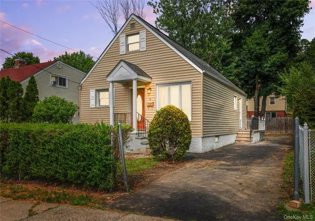 Photo 1 of Sale Pending at 56 Independence St, White Plains, NY 10606 | MLS# 1027720 | Listing updated on 2026-08-06