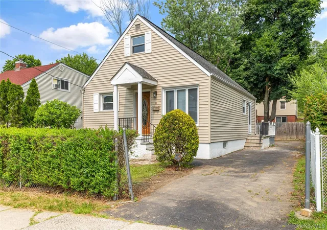 Photo 40 of Sale Pending at 56 Independence St, White Plains, NY 10606 | MLS# 1027720 | Listing updated on 2026-08-06