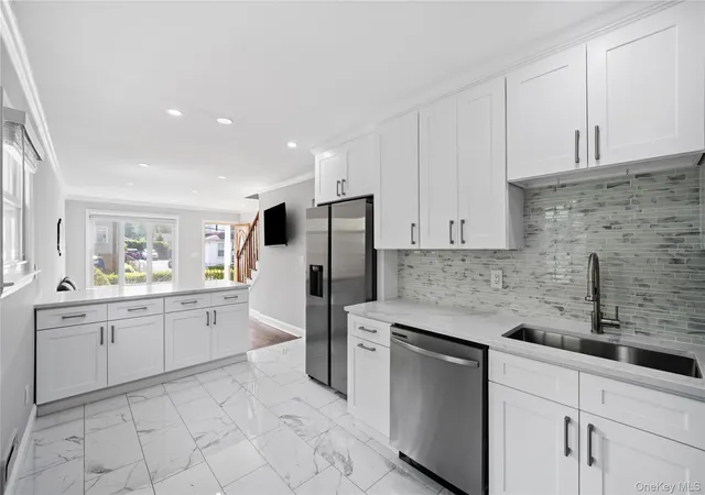 Photo 4 of Sale Pending at 56 Independence St, White Plains, NY 10606 | MLS# 1027720 | Listing updated on 2026-08-06