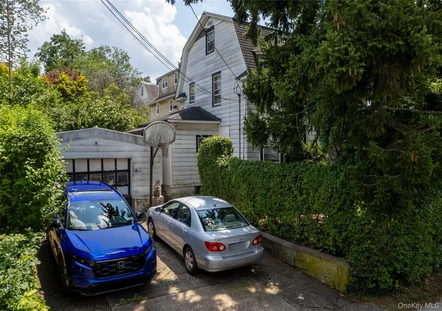 Photo 5 of Sale Pending at 69 West St, Harrison, NY 10528 | MLS# 1027723 | Listing updated on 2026-08-21