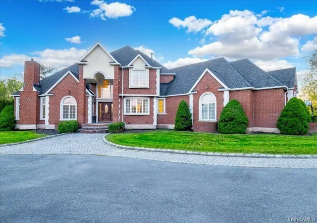 Single family home for sale at 3 Bristol Dr, Hamptonburgh, NY 10941 | MLS# 1027724