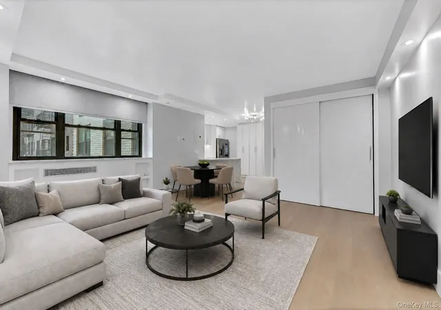 Listing Photo 5 - Condo for sale in building located at 315 E 72Nd St, New York, NY 10021 - Unit #3A