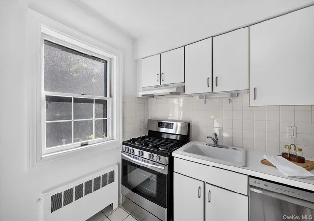 Photo 5 of Condo for sale at 590 Bedford Rd #22, Mount Pleasant, NY 10570 | MLS# 1027741 | Listing updated on 2026-08-26