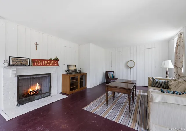 Photo 2 of Single family home for sale at 1680 N Sea Rd, Southampton, NY 11968 | MLS# 1027749 | Listing updated on 2026-10-06