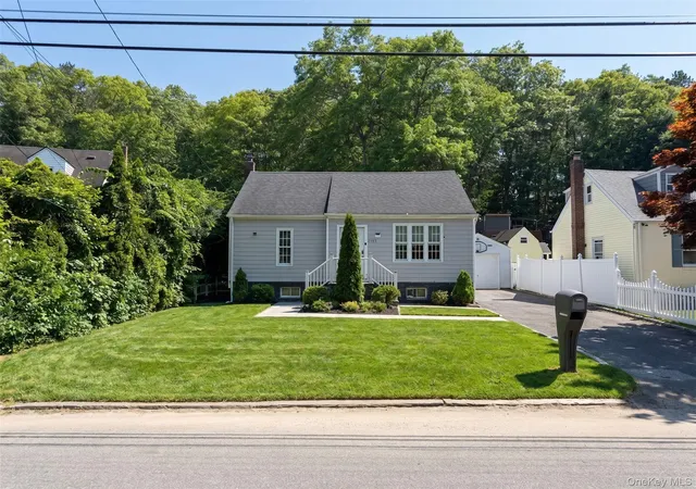 Photo 1 of Sale Pending at 390 Central Islip Blvd, Brookhaven, NY 11779 | MLS# 1027758 | Listing updated on 2026-08-16