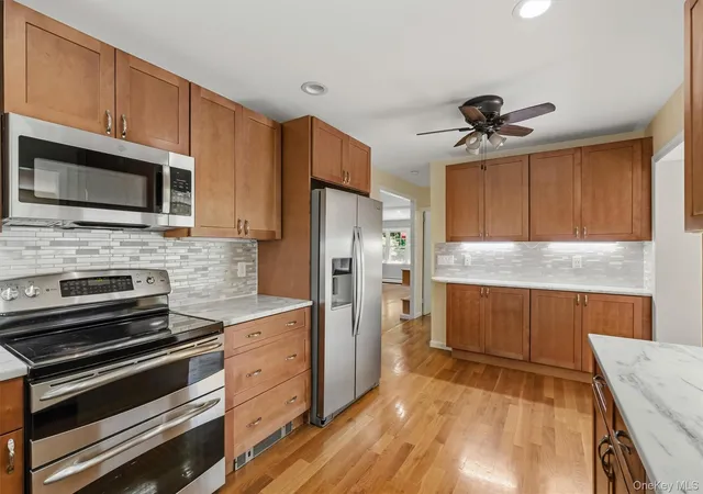 Photo 4 of Single family home for sale at 55 Ridge Ave, Putnam Valley, NY 10579 | MLS# 1027762 | Listing updated on 2026-09-23
