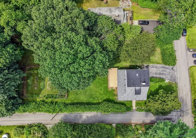 3rd image of 55 Ridge Ave, Putnam Valley, NY 10579 | MLS# 1027762
