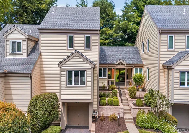 Photo 2 of Single family home for sale at 3302 Homestead Ct, Peekskill, NY 10566 | MLS# 1027781 | Listing updated on 2026-09-26