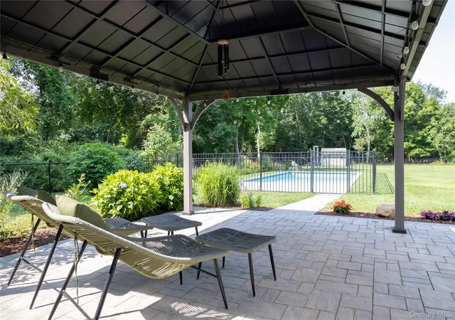 Photo 3 of Single family home for sale at 1430 Marratooka Rd, Southold, NY 11952 | MLS# 1027794 | Listing updated on 2026-09-03