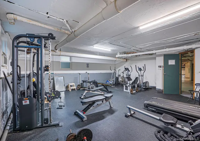 21st image of 185 Atlantic Ave #C11, Lynbrook, NY 11563 | MLS# 1027798